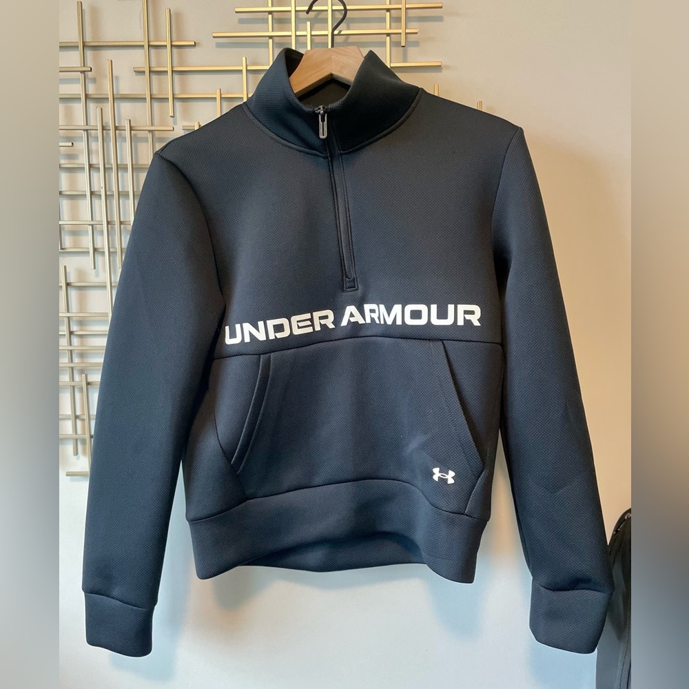 Women’s Under Armour 1/4 Zip - Small